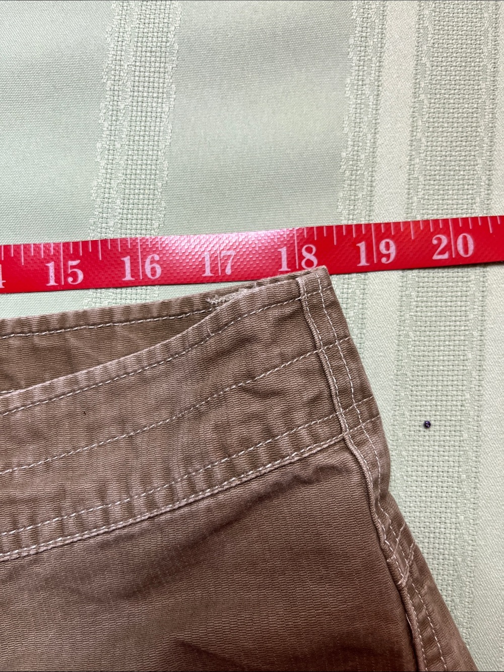 Kuhl Men's Cargo Pants in Khaki Brown - Picture 8 of 10